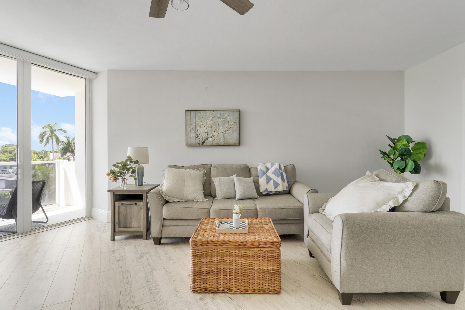 2800 N Flagler Drive, Unit 413, West Palm Beach, FL 33407 Photo