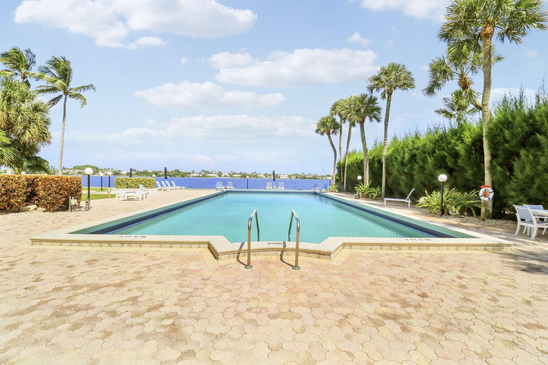 2800 N Flagler Drive, Unit 413, West Palm Beach, FL 33407 Photo