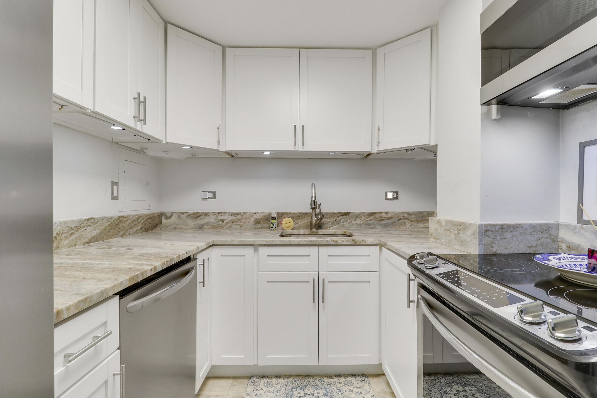 2800 N Flagler Drive, Unit 413, West Palm Beach, FL 33407 Photo