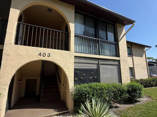 403 PINE GLEN Lane, Unit C-2, Greenacres, FL 33463