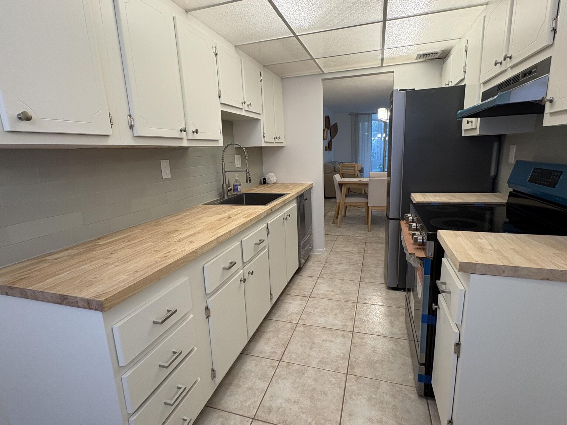 2650 NW 49th Avenue, Unit 327, Lauderdale Lakes, FL 33313 Photo
