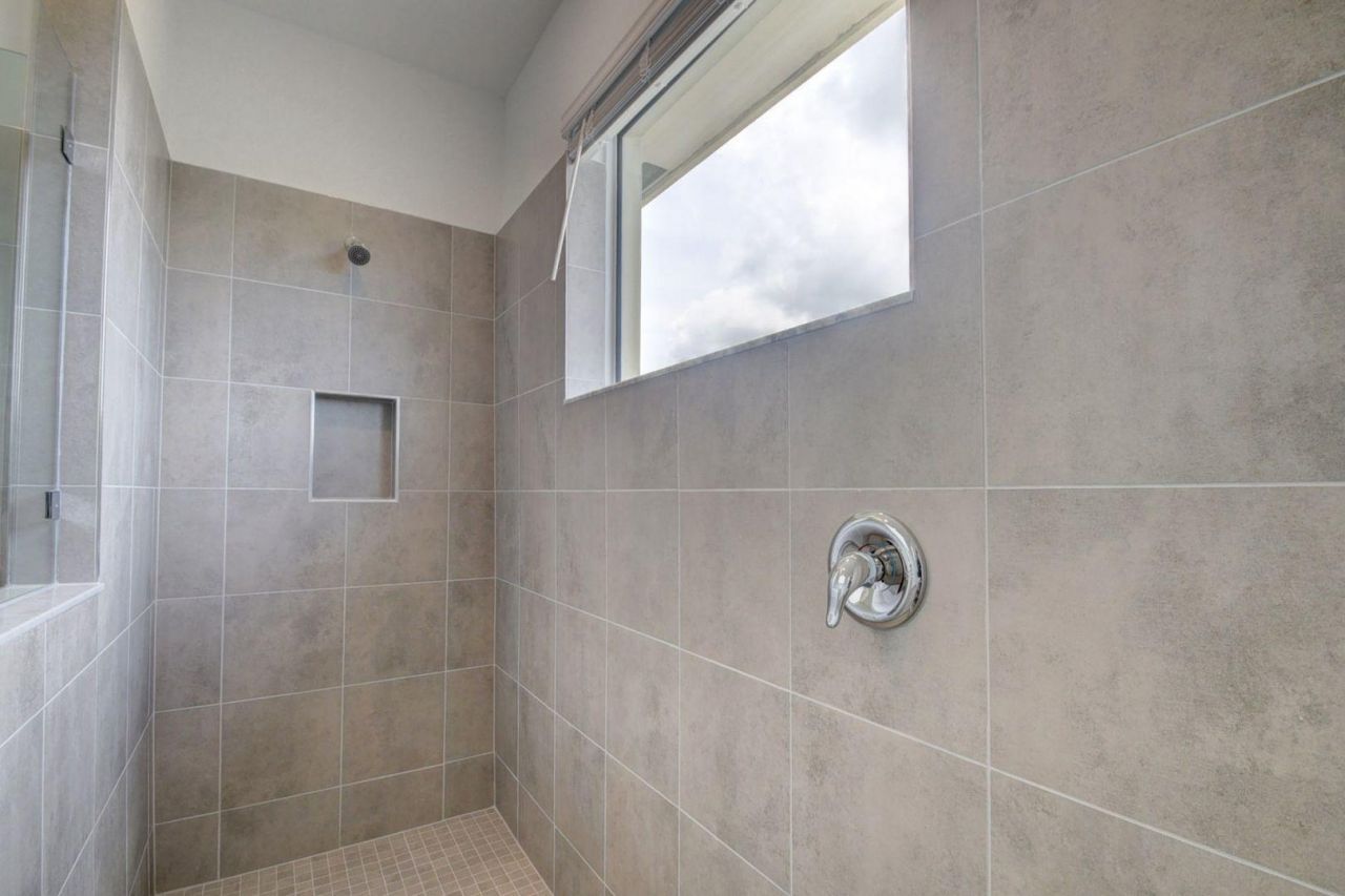 1000 Sterling Pine Place, Loxahatchee, FL 33470 Photo