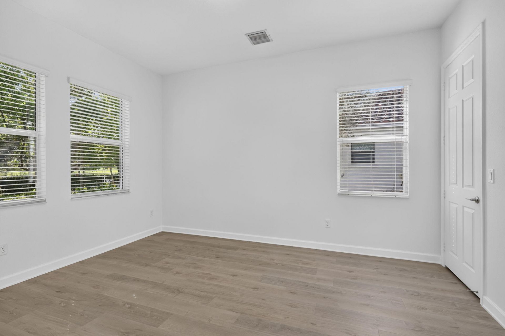 1000 Sterling Pine Place, Loxahatchee, FL 33470 Photo