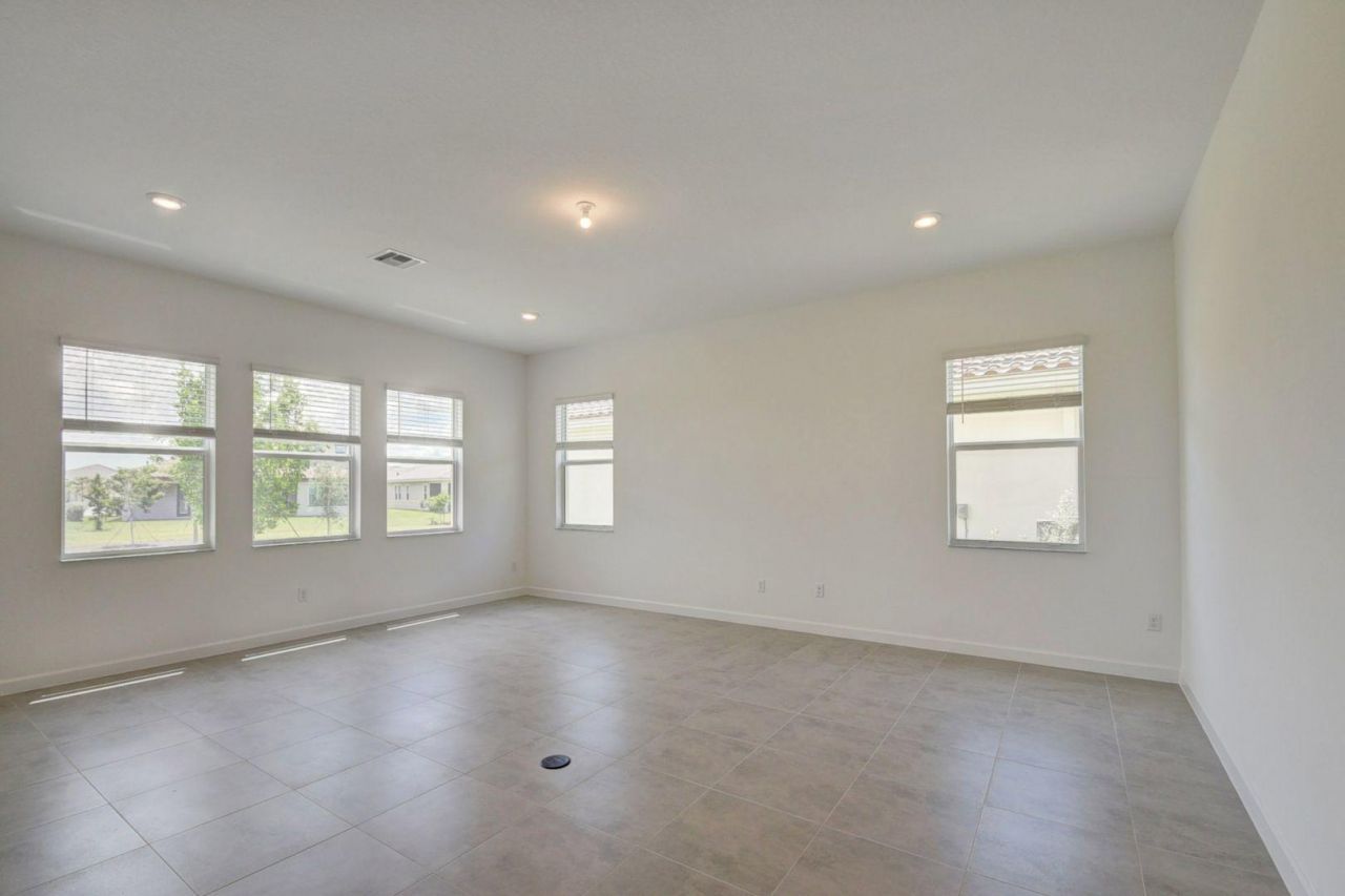1000 Sterling Pine Place, Loxahatchee, FL 33470 Photo