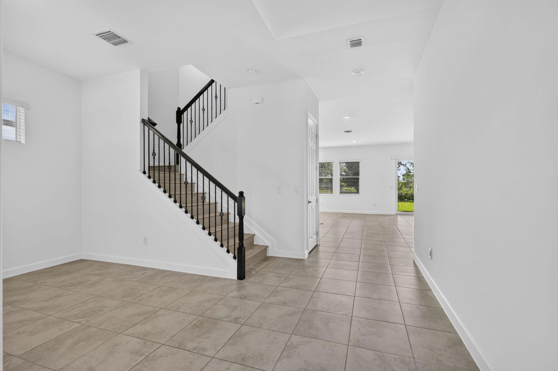 1000 Sterling Pine Place, Loxahatchee, FL 33470 Photo