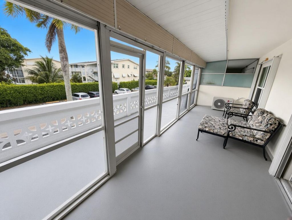 209 SE 6th Street, Unit 11, Boynton Beach, FL 33435 Photo