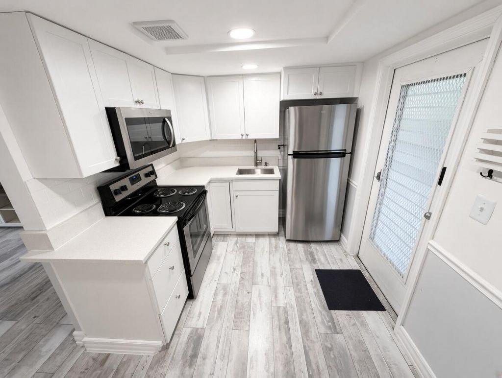 209 SE 6th Street, Unit 11, Boynton Beach, FL 33435 Photo