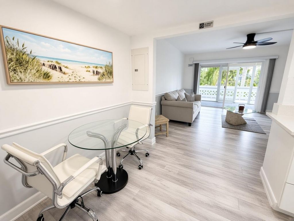 209 SE 6th Street, Unit 11, Boynton Beach, FL 33435 Photo