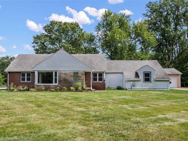 901 City Road , Manchester Township, Mi 48158