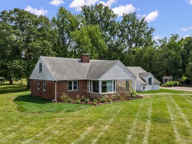 901 City Road, Manchester Township, Mi 48158
