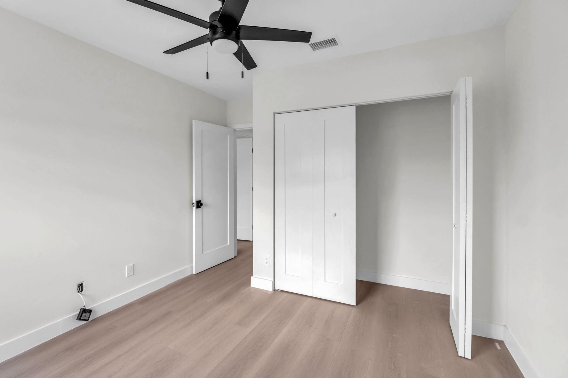176 NW 106th Terrace, Pembroke Pines, FL 33026 Photo