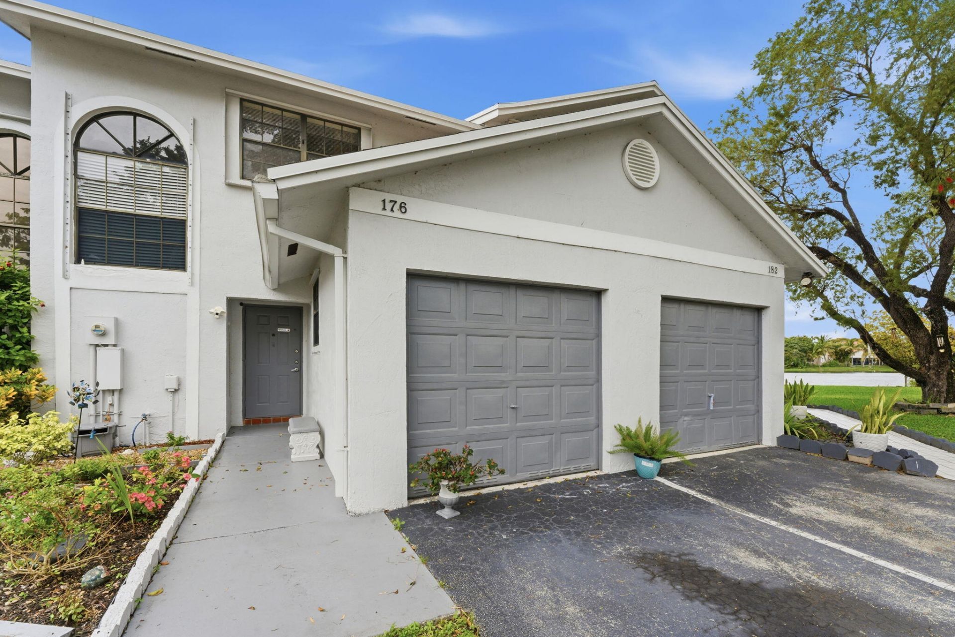 176 NW 106th Terrace, Pembroke Pines, FL 33026 Photo