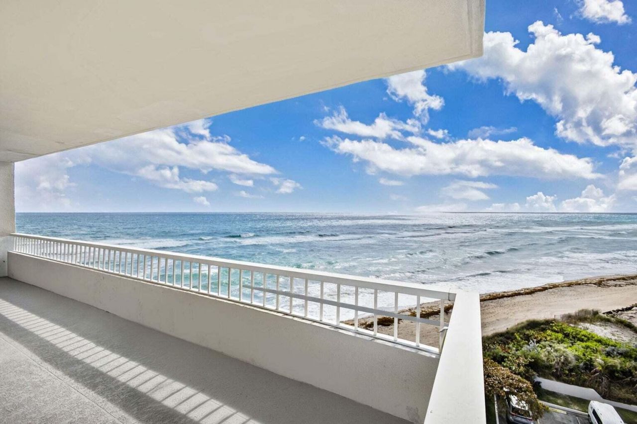 5510 N Ocean Drive, Unit 7B, Singer Island, FL 33404 Photo