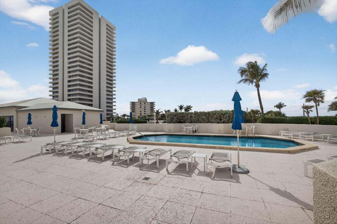 5510 N Ocean Drive, Unit 7B, Singer Island, FL 33404 Photo