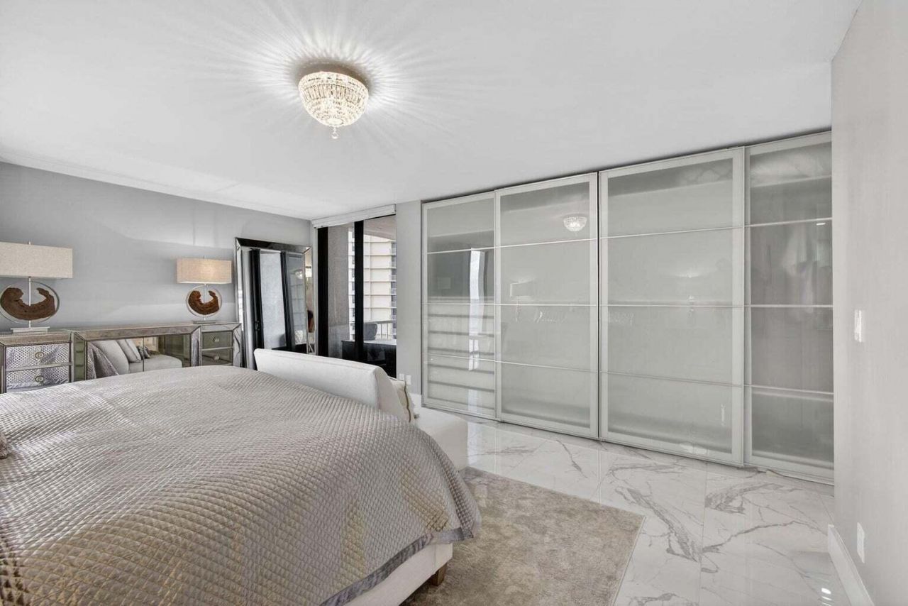 5510 N Ocean Drive, Unit 7B, Singer Island, FL 33404 Photo