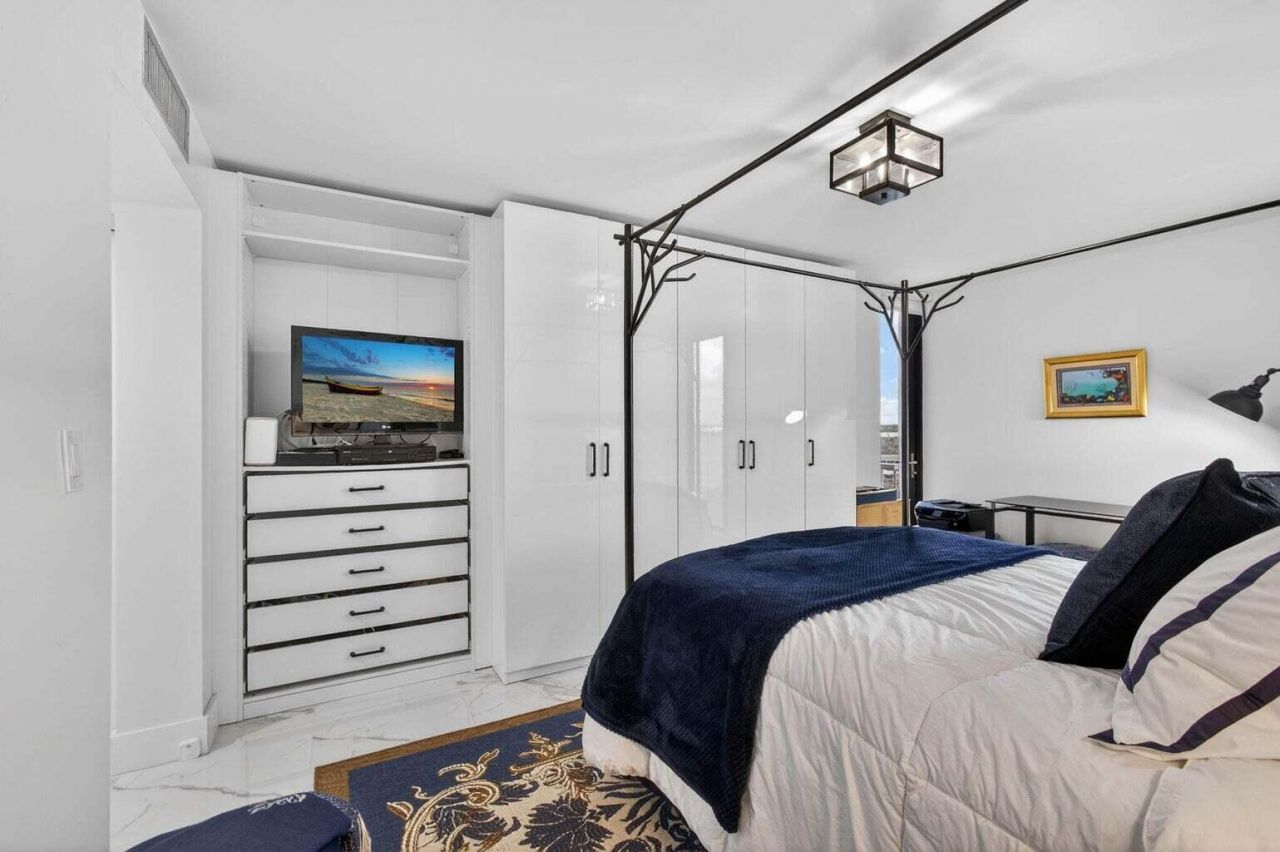 5510 N Ocean Drive, Unit 7B, Singer Island, FL 33404 Photo