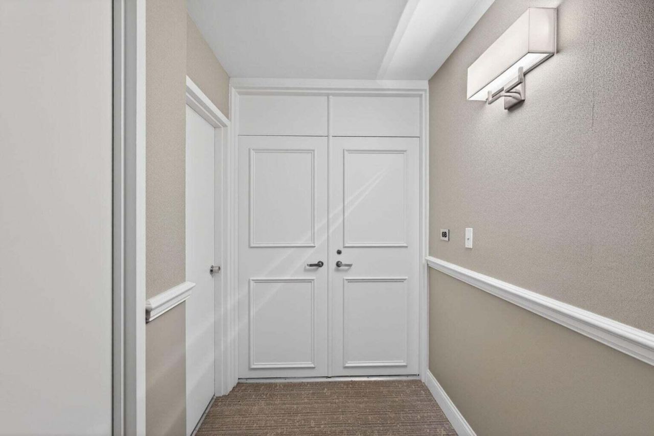 5510 N Ocean Drive, Unit 7B, Singer Island, FL 33404 Photo