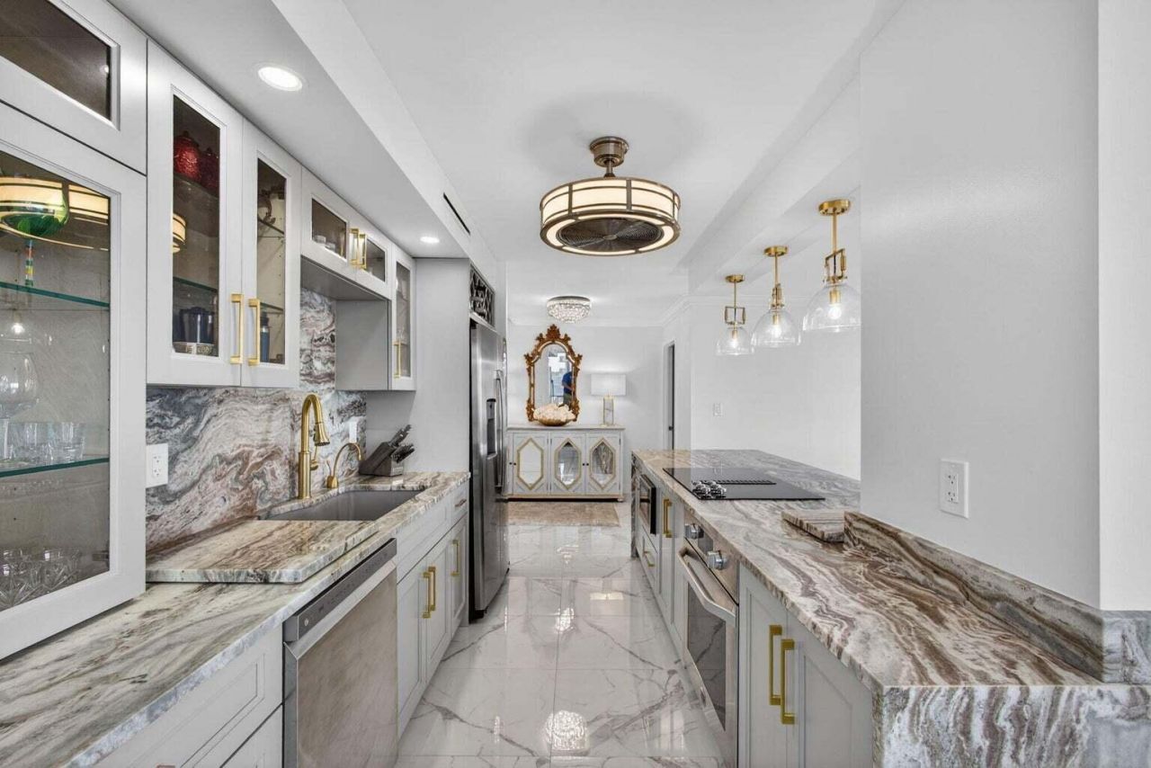 5510 N Ocean Drive, Unit 7B, Singer Island, FL 33404 Photo