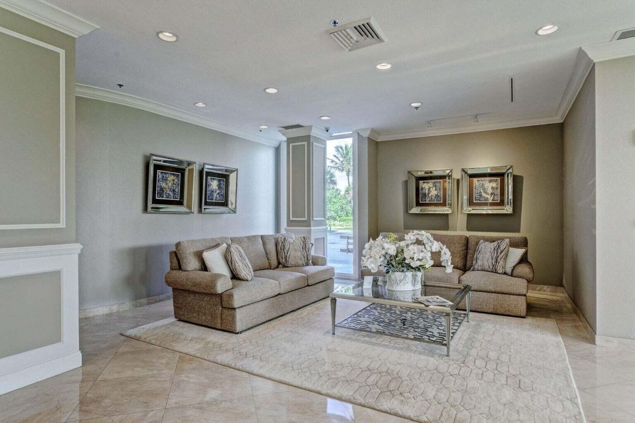 5510 N Ocean Drive, Unit 7B, Singer Island, FL 33404 Photo