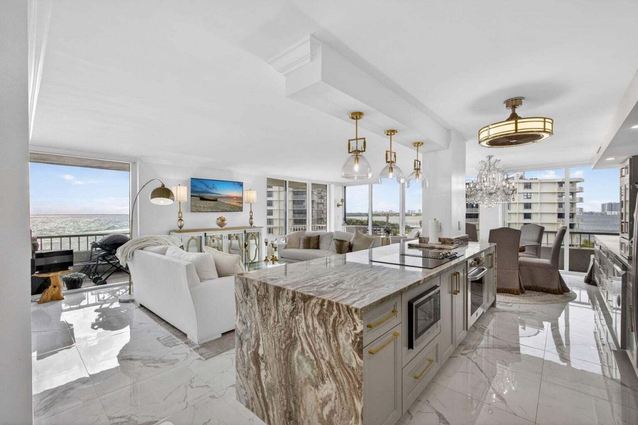 5510 N Ocean Drive, Unit 7B, Singer Island, FL 33404 Photo