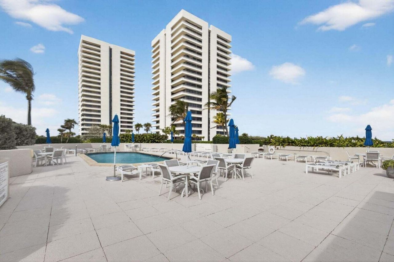 5510 N Ocean Drive, Unit 7B, Singer Island, FL 33404 Photo