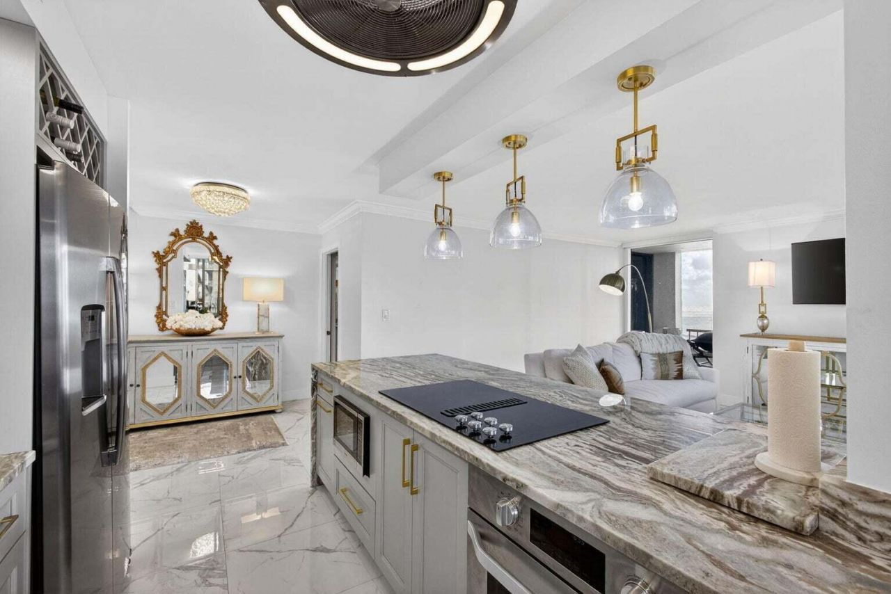5510 N Ocean Drive, Unit 7B, Singer Island, FL 33404 Photo