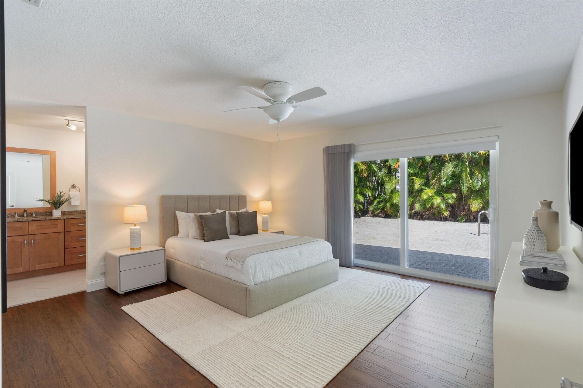 824 Foxpointe Circle, Delray Beach, FL 33445 Photo