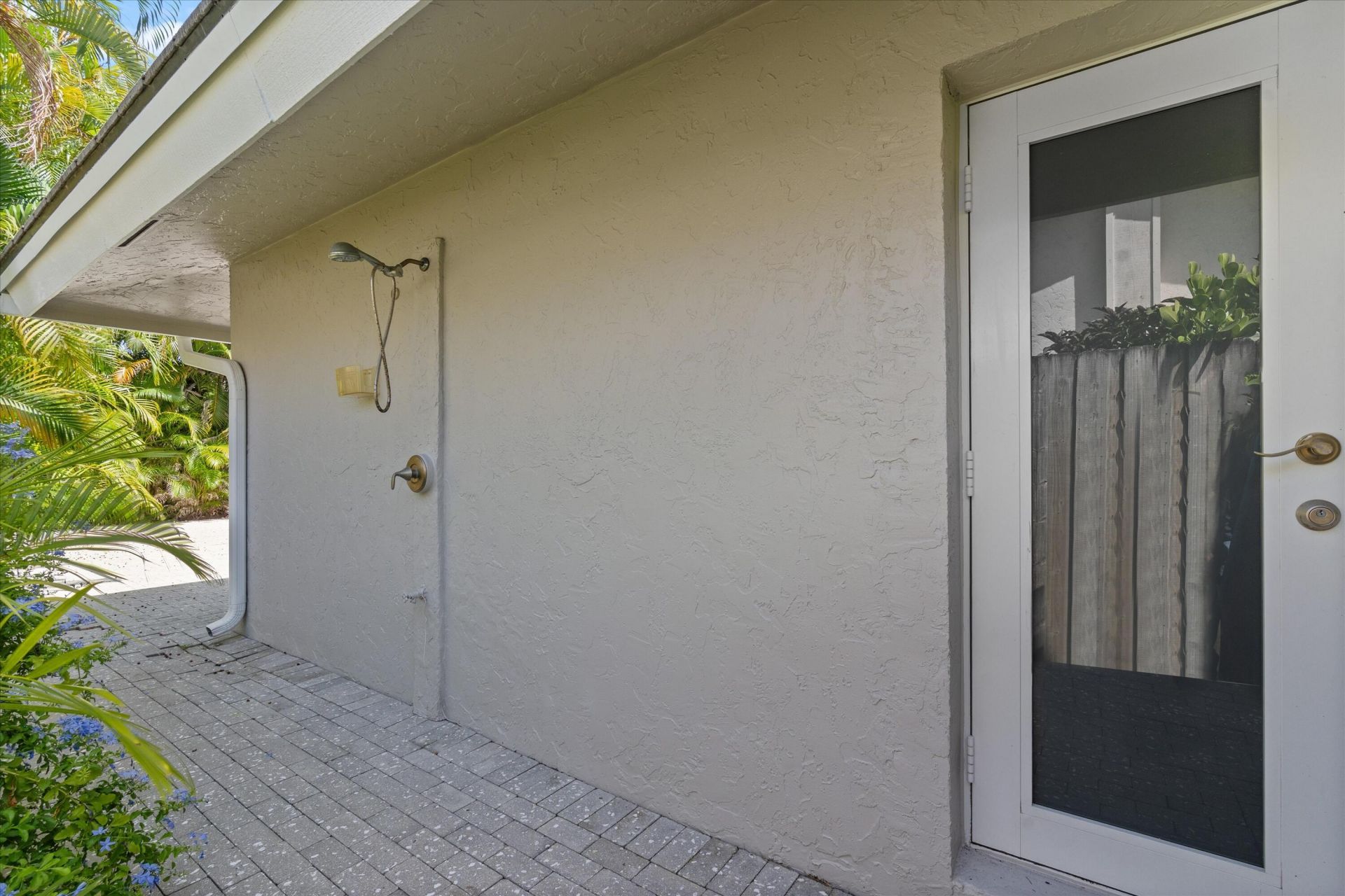 824 Foxpointe Circle, Delray Beach, FL 33445 Photo
