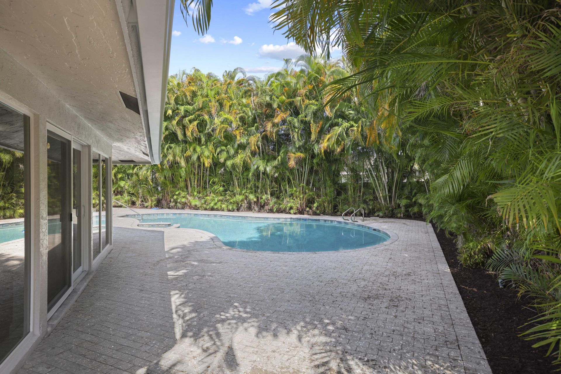 824 Foxpointe Circle, Delray Beach, FL 33445 Photo