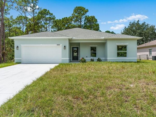 9365 107th Avenue, Vero Beach, FL 32967