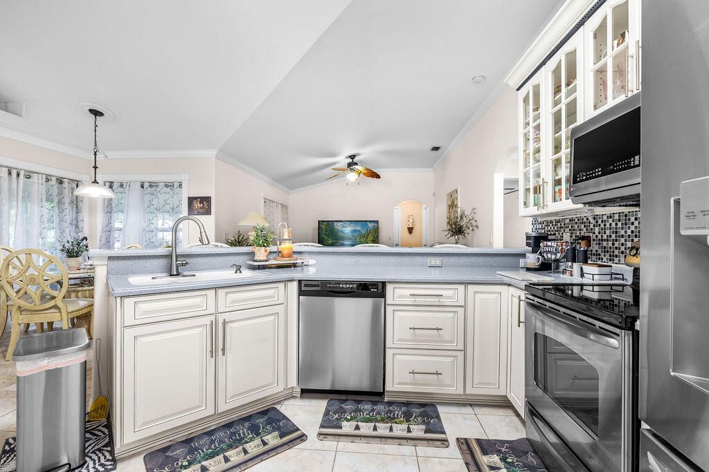1871 SW Monterrey Lane, Port Saint Lucie, FL 34953 Photo