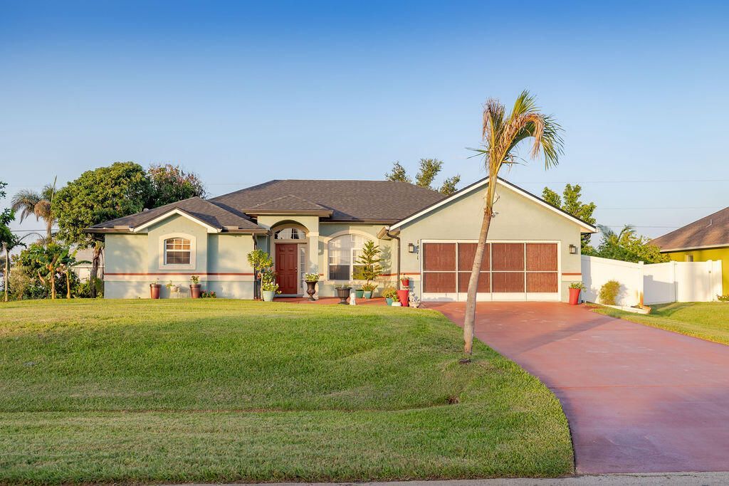 1871 SW Monterrey Lane, Port Saint Lucie, FL 34953 Photo