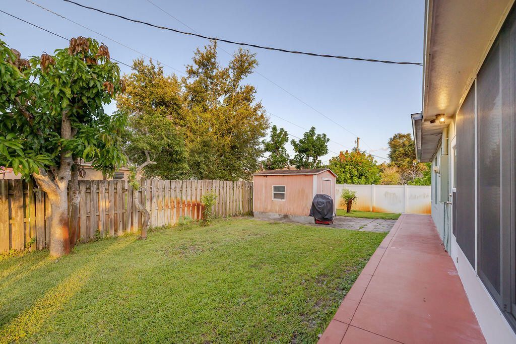 1871 SW Monterrey Lane, Port Saint Lucie, FL 34953 Photo