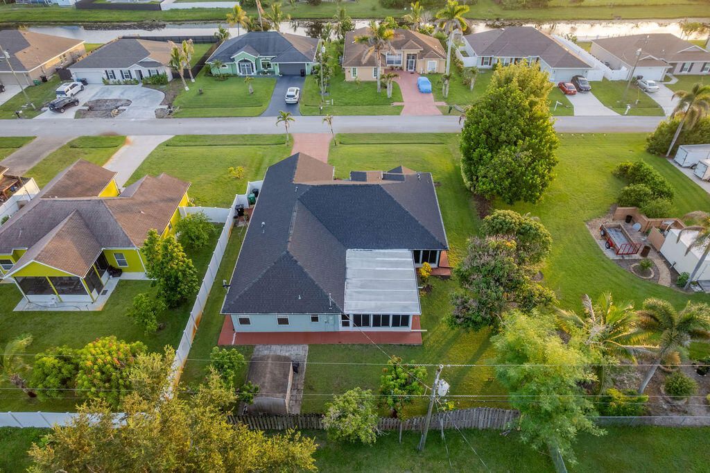 1871 SW Monterrey Lane, Port Saint Lucie, FL 34953 Photo