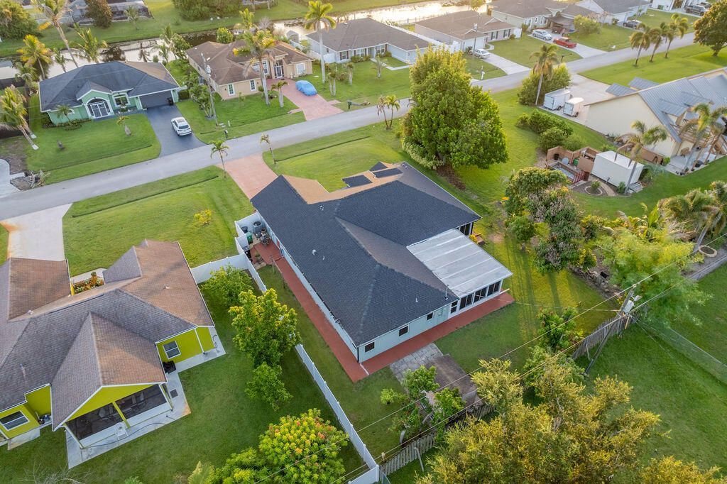 1871 SW Monterrey Lane, Port Saint Lucie, FL 34953 Photo