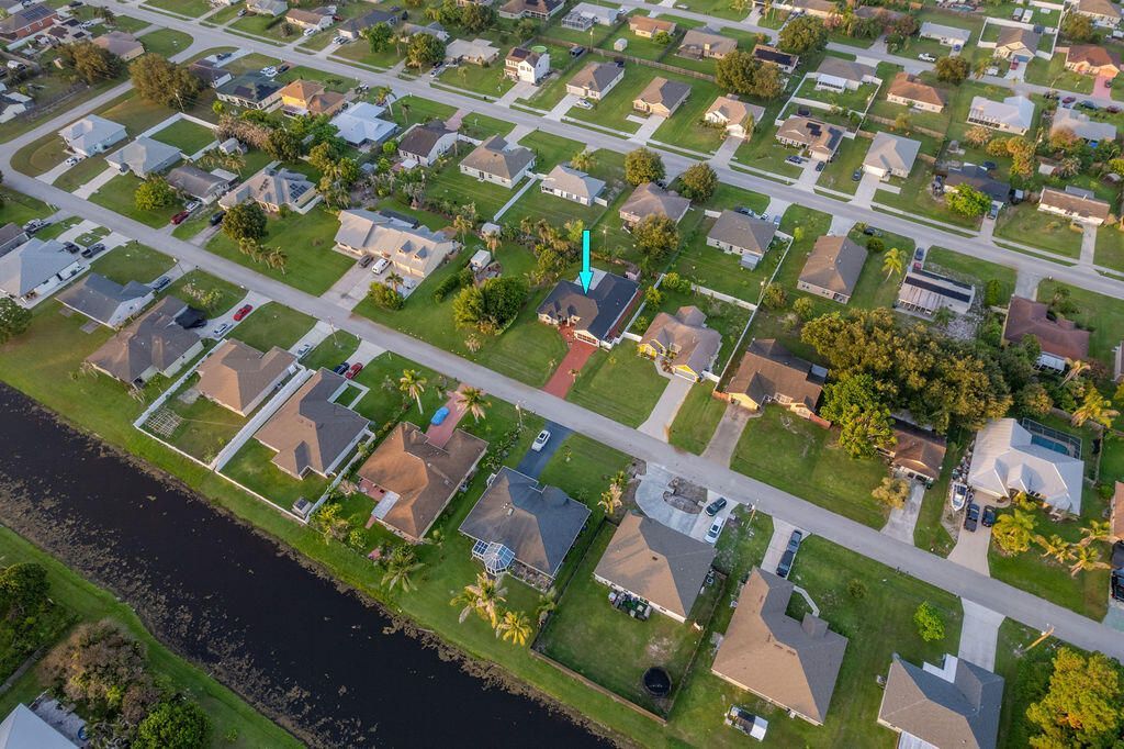 1871 SW Monterrey Lane, Port Saint Lucie, FL 34953 Photo