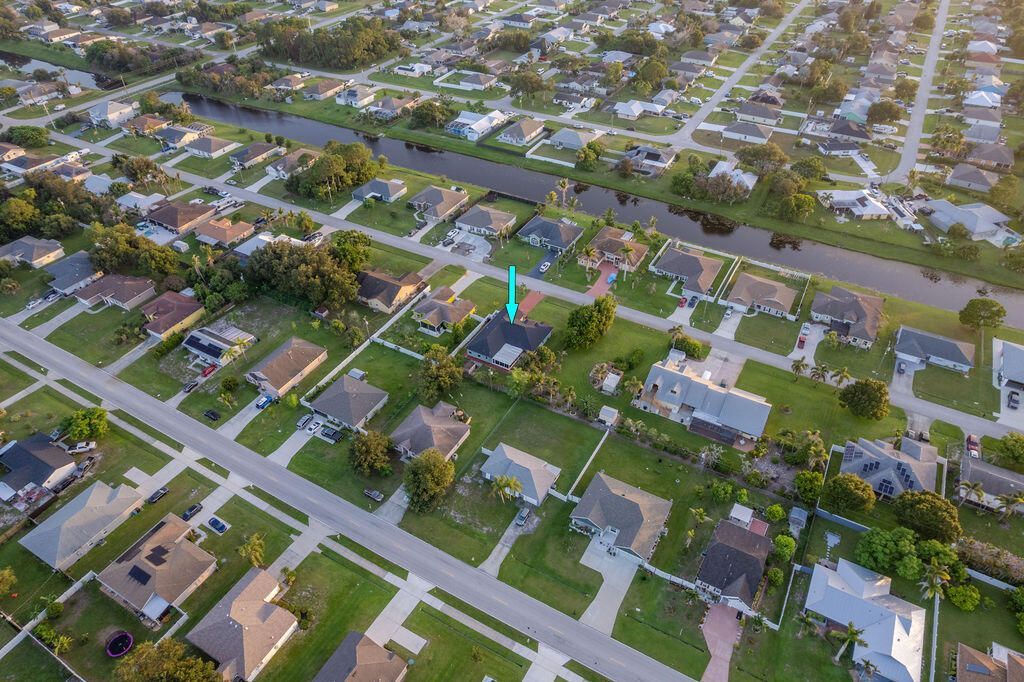 1871 SW Monterrey Lane, Port Saint Lucie, FL 34953 Photo