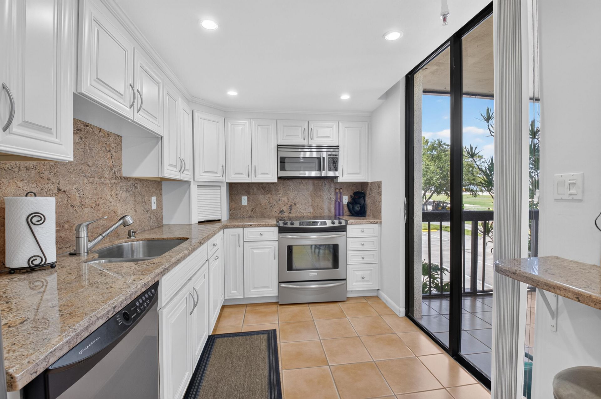 1721 Bridgewood Drive, Unit 1721, Boca Raton, FL 33434 Photo