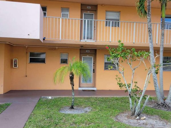 3001 NW 46TH Avenue, Unit 104, Lauderdale Lakes, FL 33313