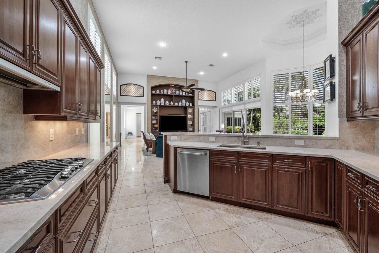 108 San Marita Way, Palm Beach Gardens, FL 33418 Photo