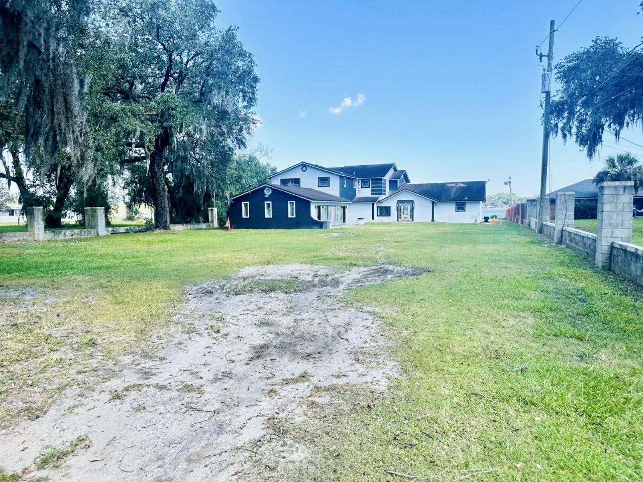 8063 Appian Way W, Jacksonville, FL 32208 Photo