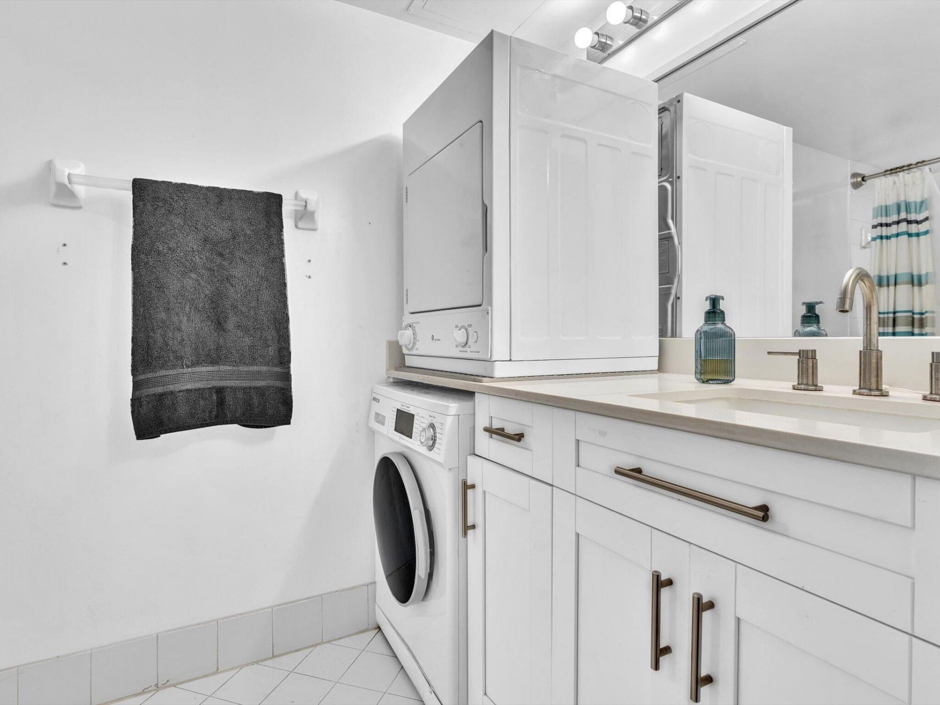 2721 Ocean Club Boulevard, Unit 104, Hollywood, FL 33019 Photo