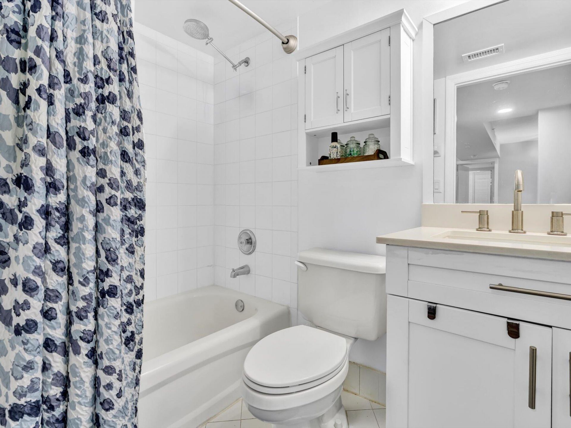 2721 Ocean Club Boulevard, Unit 104, Hollywood, FL 33019 Photo