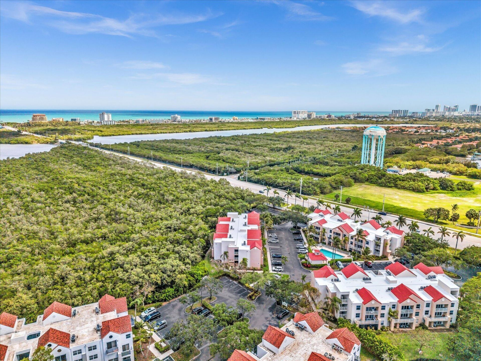 2721 Ocean Club Boulevard, Unit 104, Hollywood, FL 33019 Photo