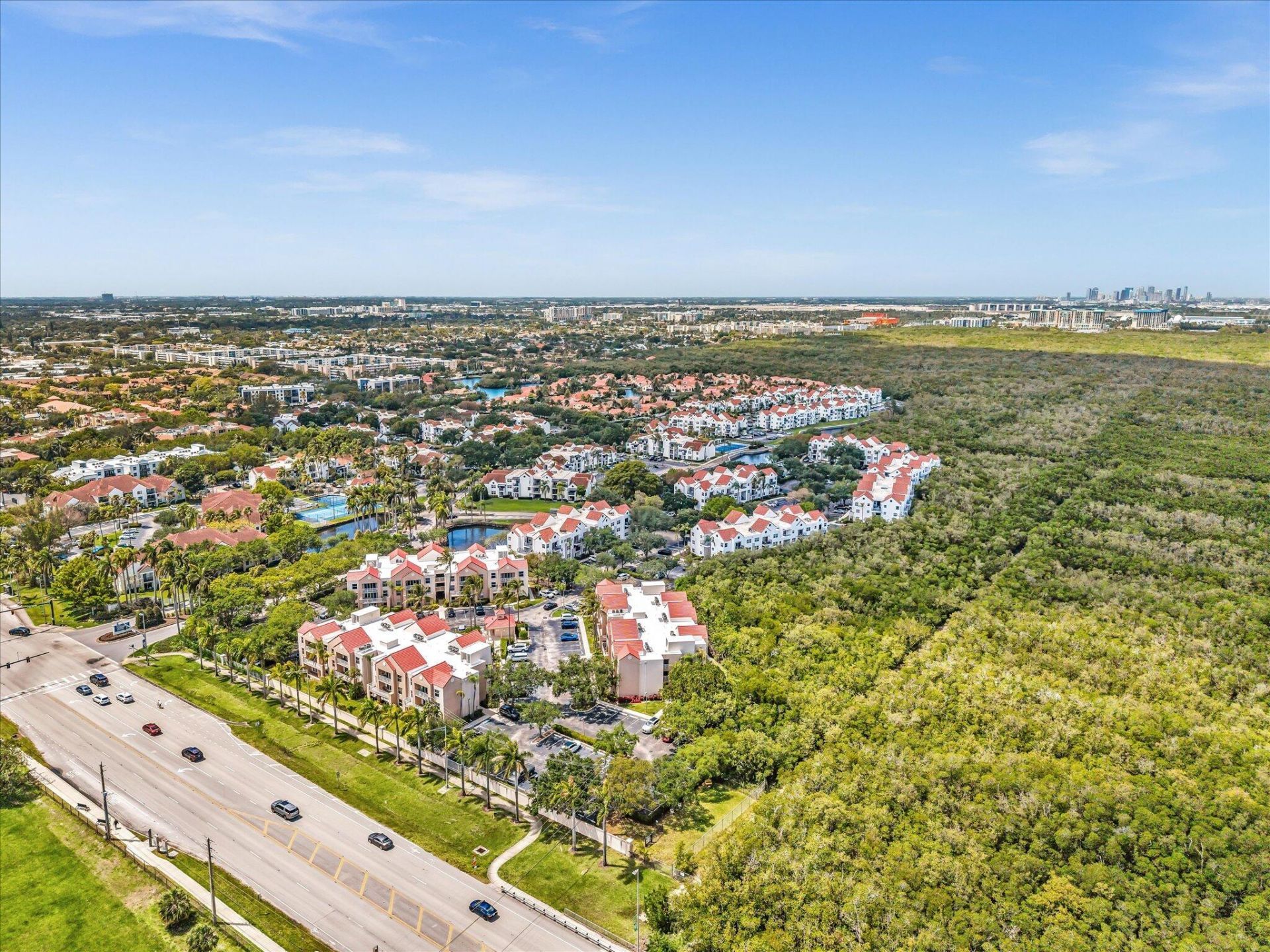 2721 Ocean Club Boulevard, Unit 104, Hollywood, FL 33019 Photo