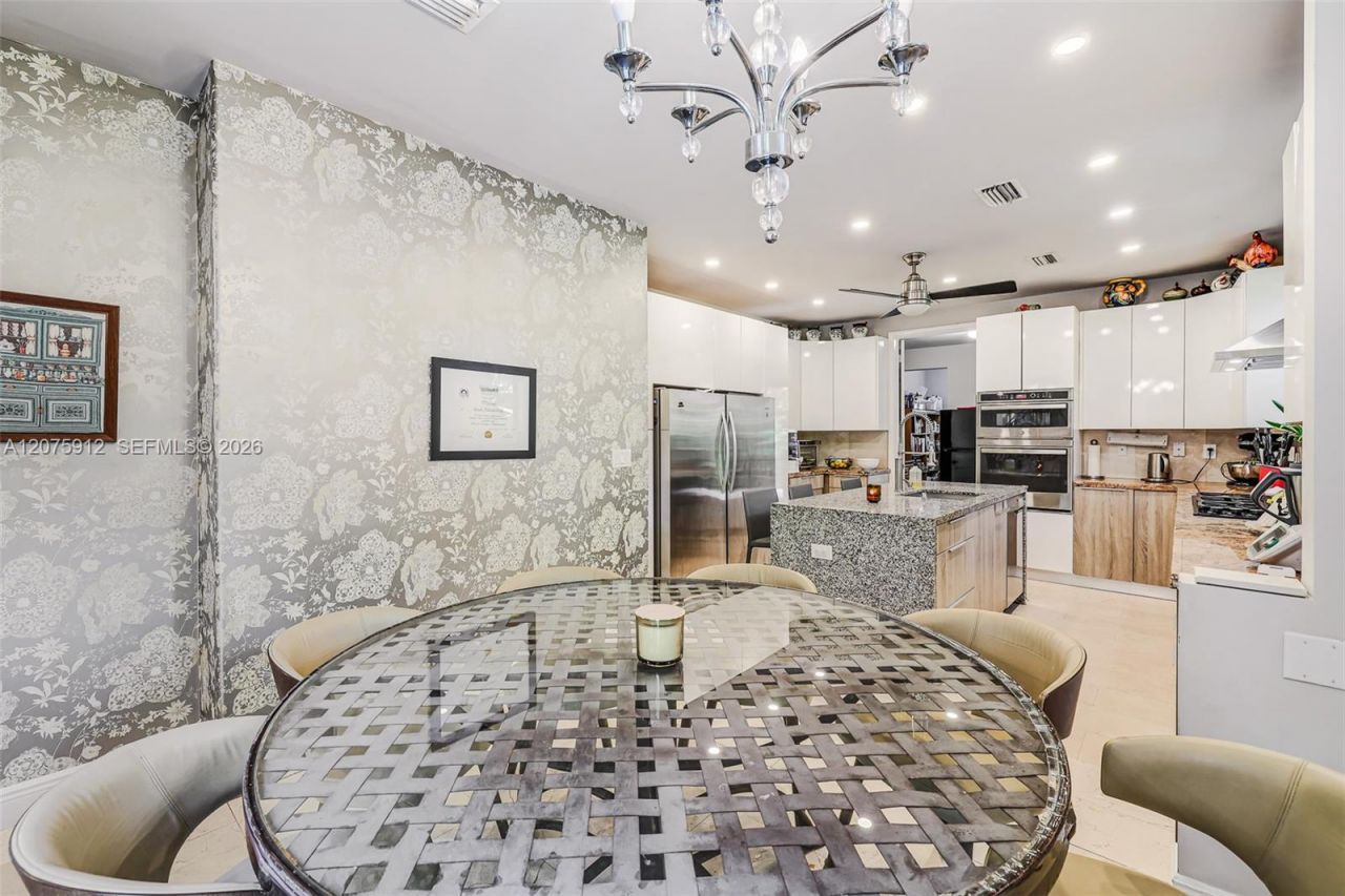 6550 SW 75th Ter , South Miami, FL 33143 Photo