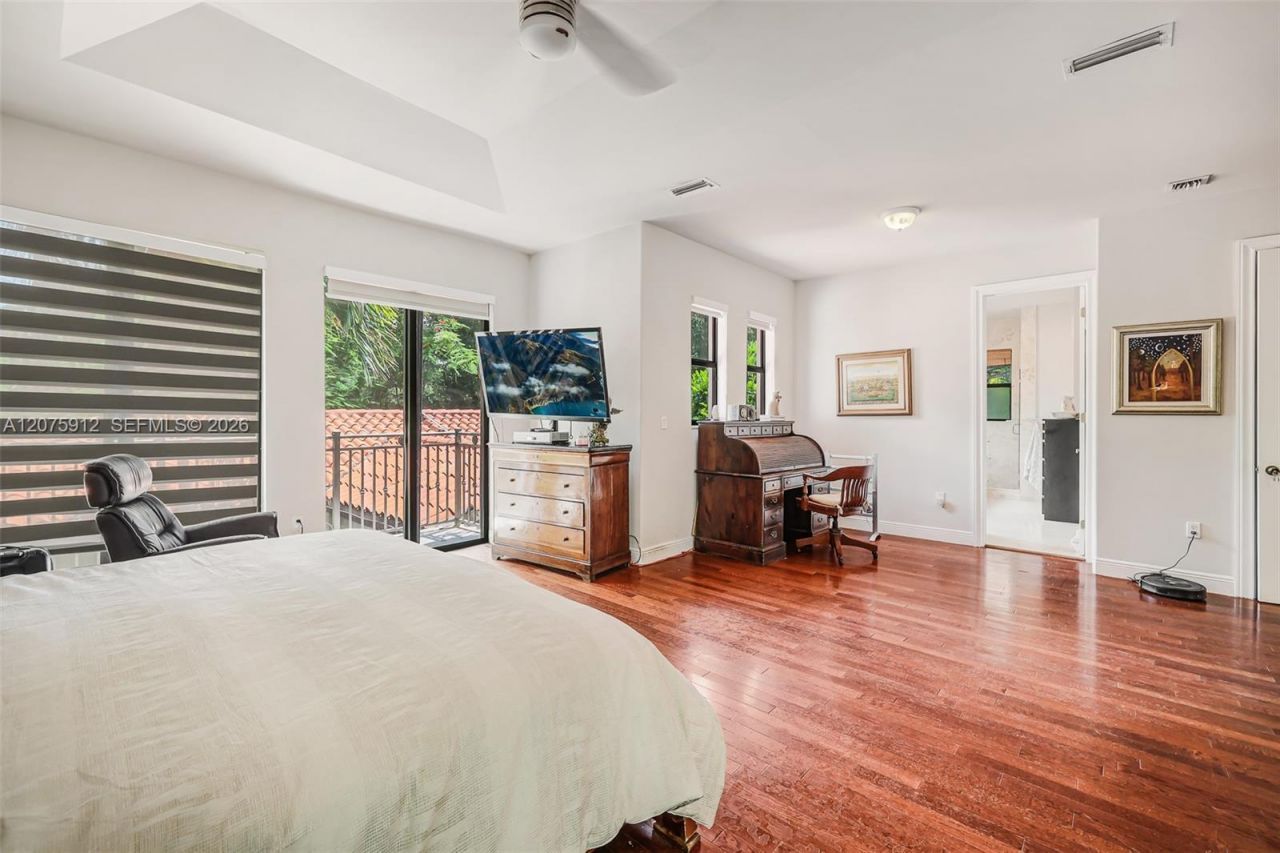 6550 SW 75th Ter , South Miami, FL 33143 Photo