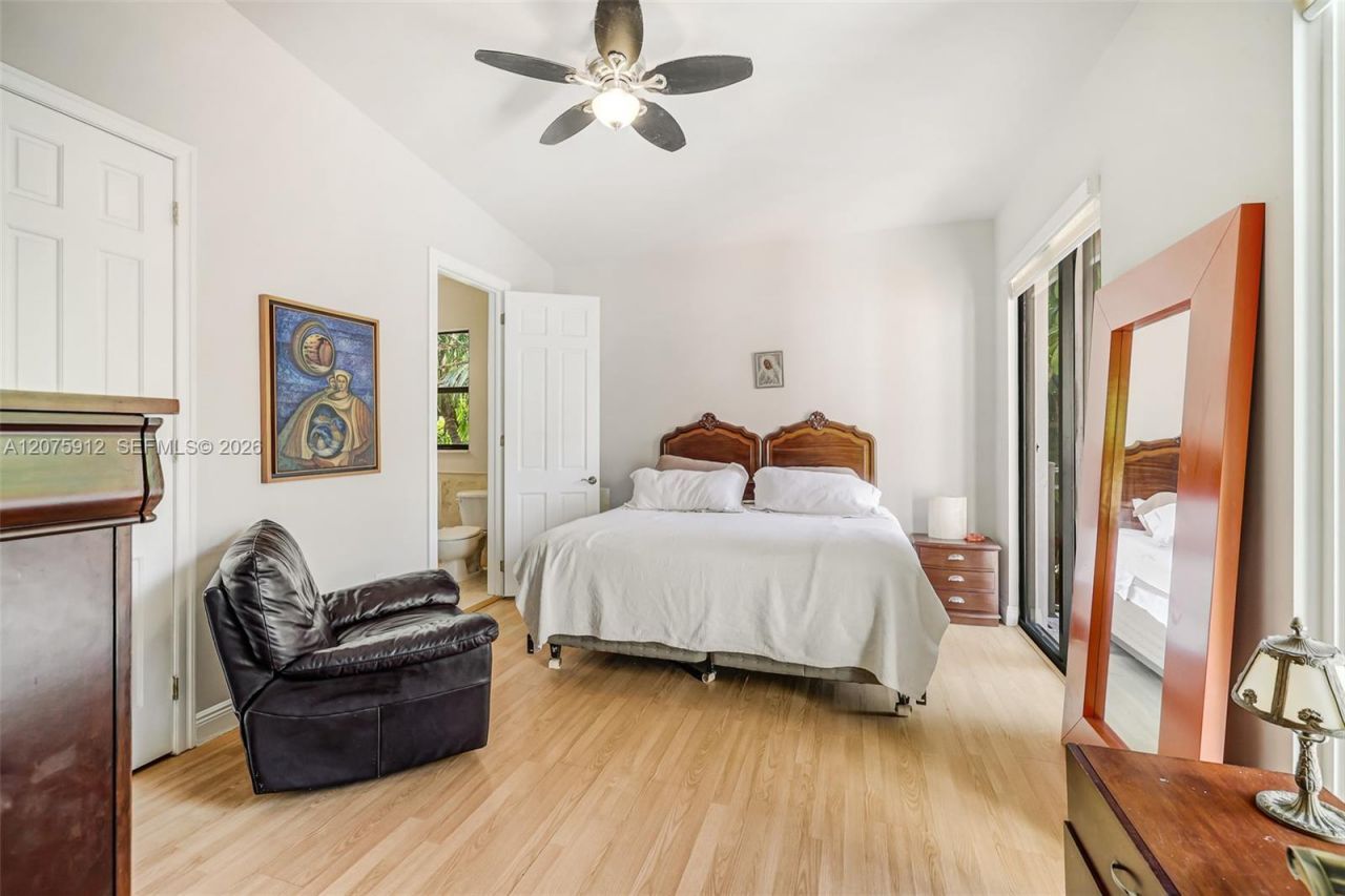 6550 SW 75th Ter , South Miami, FL 33143 Photo