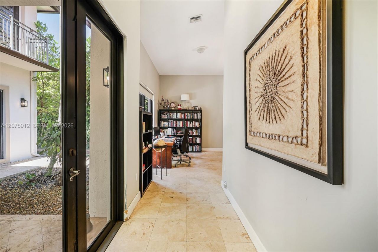 6550 SW 75th Ter , South Miami, FL 33143 Photo