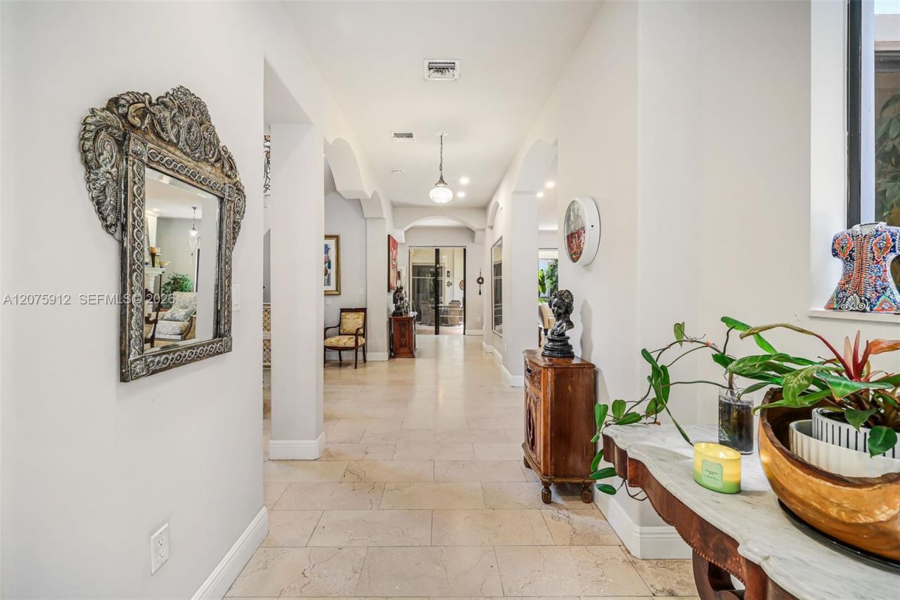 6550 SW 75th Ter , South Miami, FL 33143 Photo